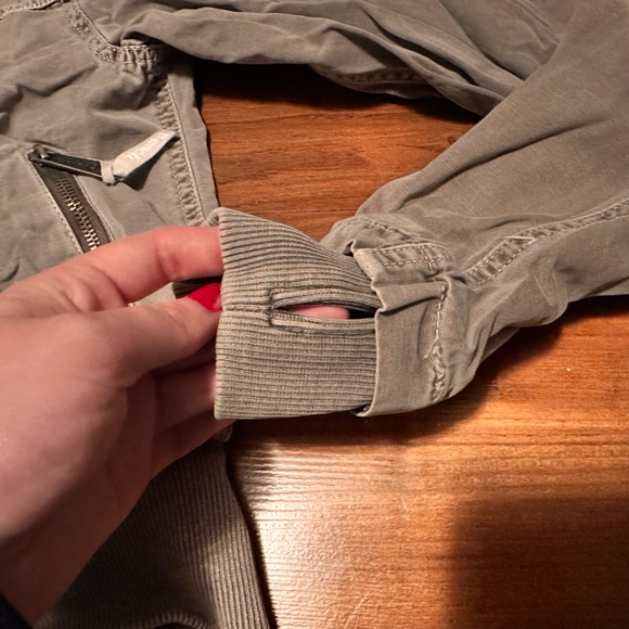 Green Spring Bench Jacket. Size S - Picture 9 of 9